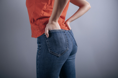 Bahaya Pakai Celana Ketat bagi Wanita